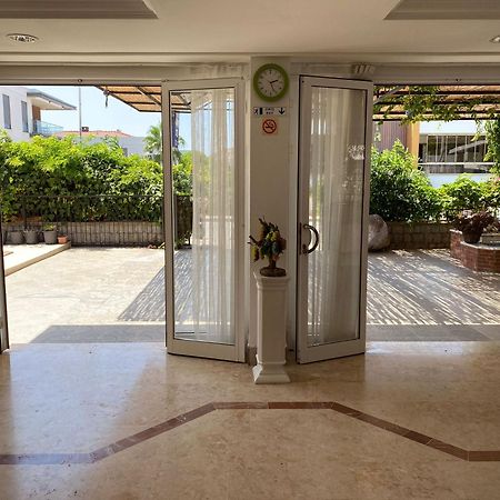Fora Apart Otel Cesme Bagian luar foto