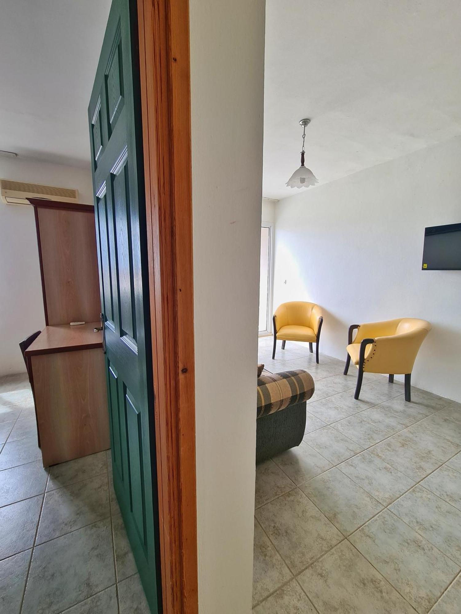 Fora Apart Otel Cesme Bagian luar foto