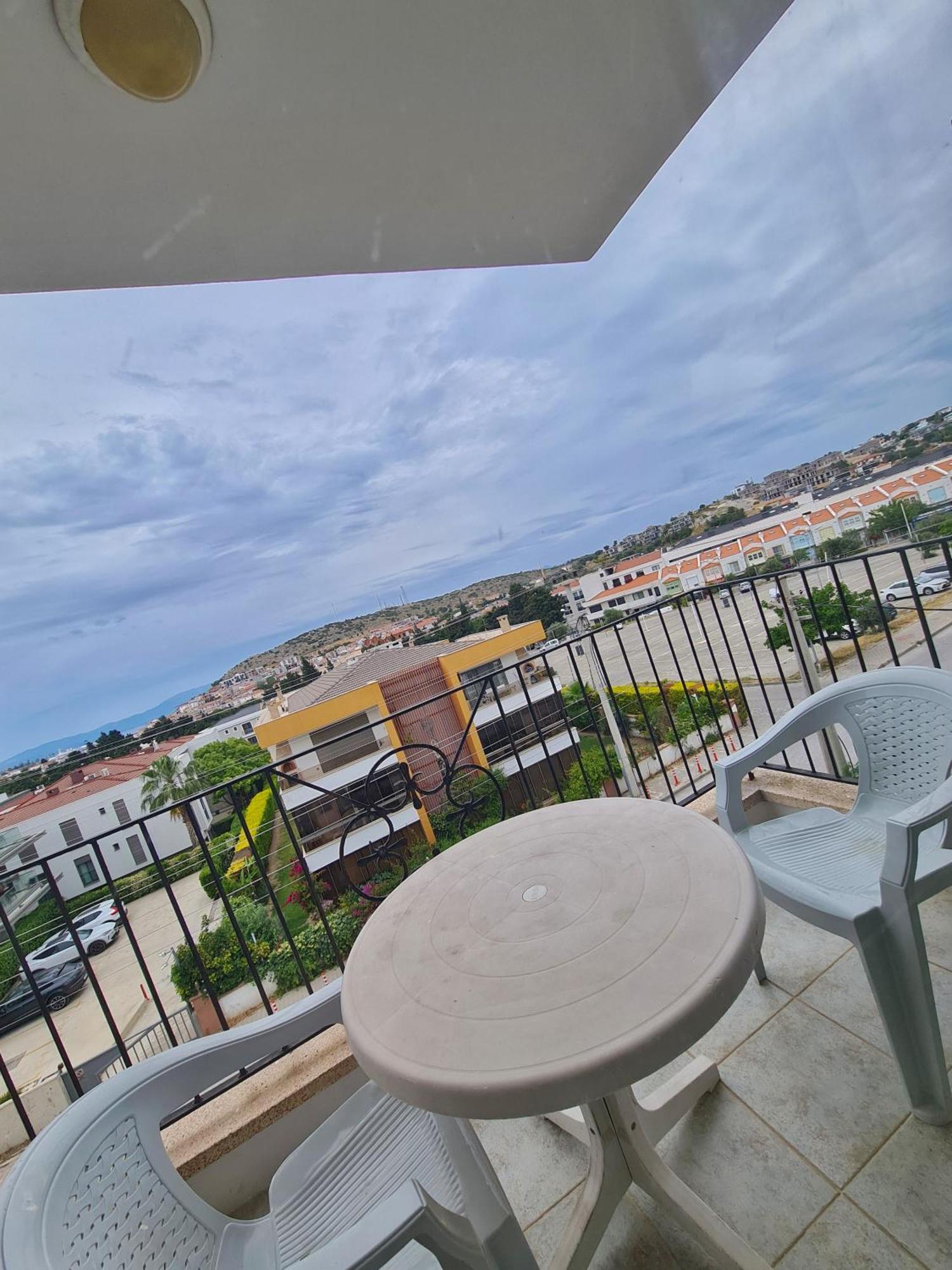 Fora Apart Otel Cesme Bagian luar foto