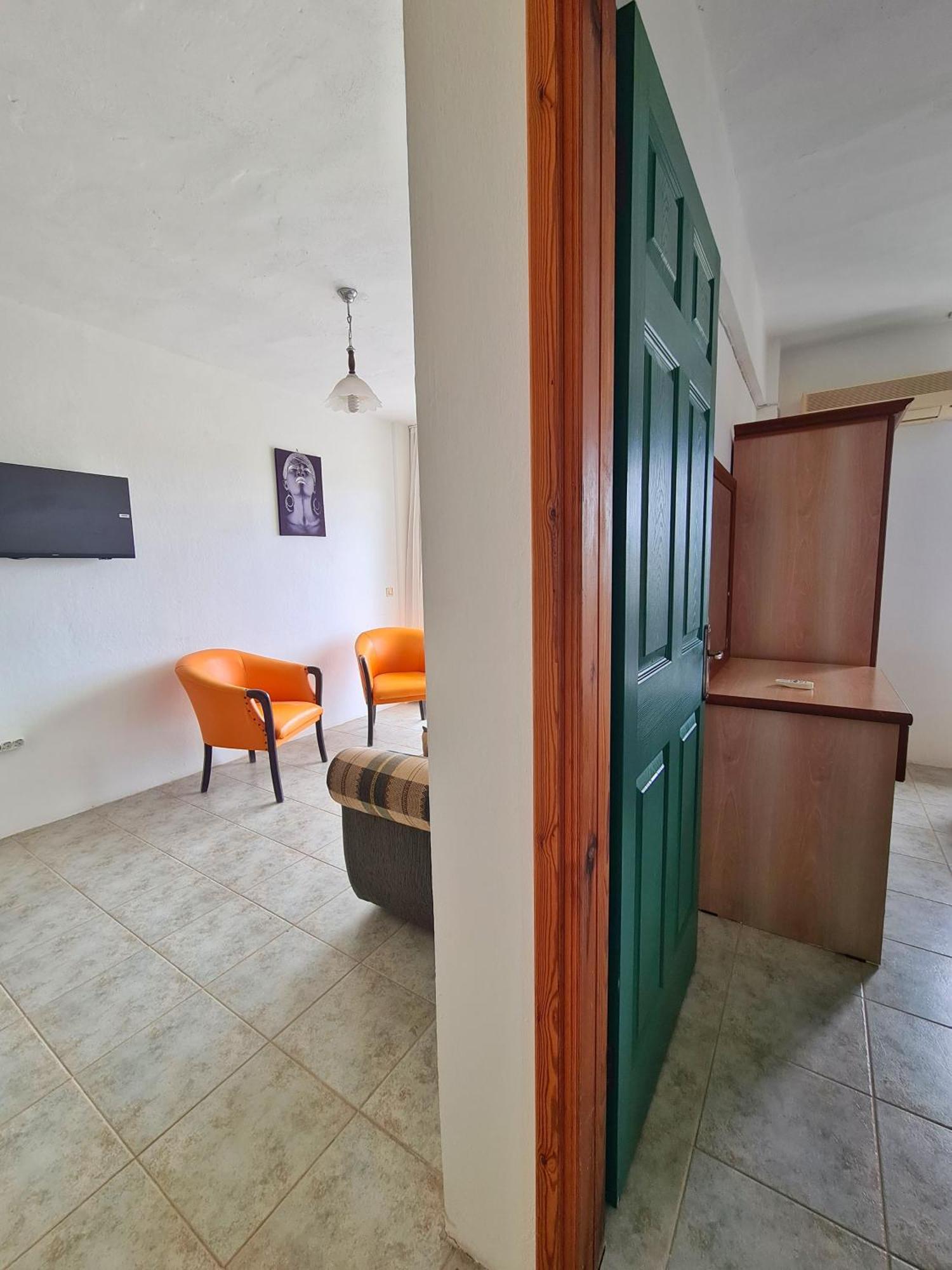 Fora Apart Otel Cesme Bagian luar foto
