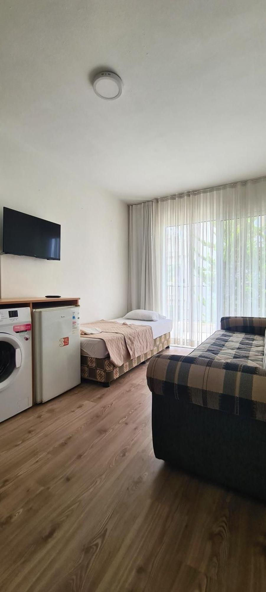 Fora Apart Otel Cesme Bagian luar foto