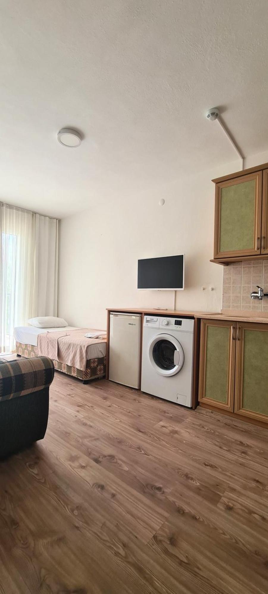 Fora Apart Otel Cesme Bagian luar foto